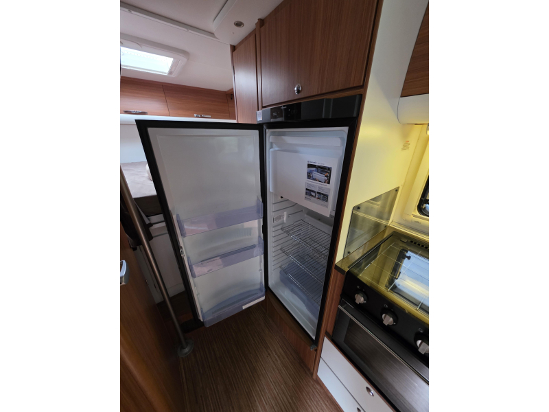 Adria Matrix M 680 SP 5 Gordeplaatsen!  foto: 13