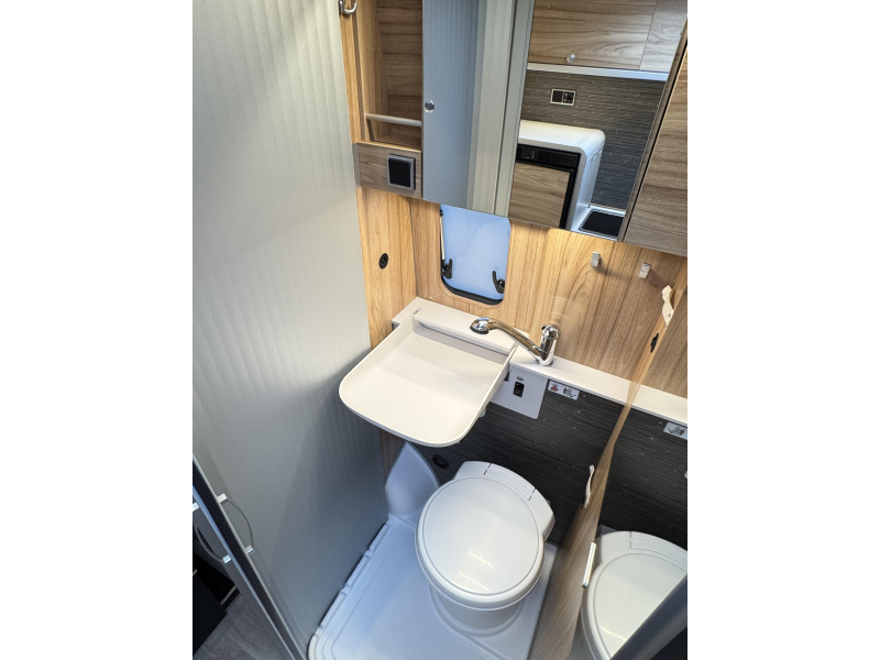 Hymer Yellowstone 640 - Lit long de 205 cm ! - photo : 11