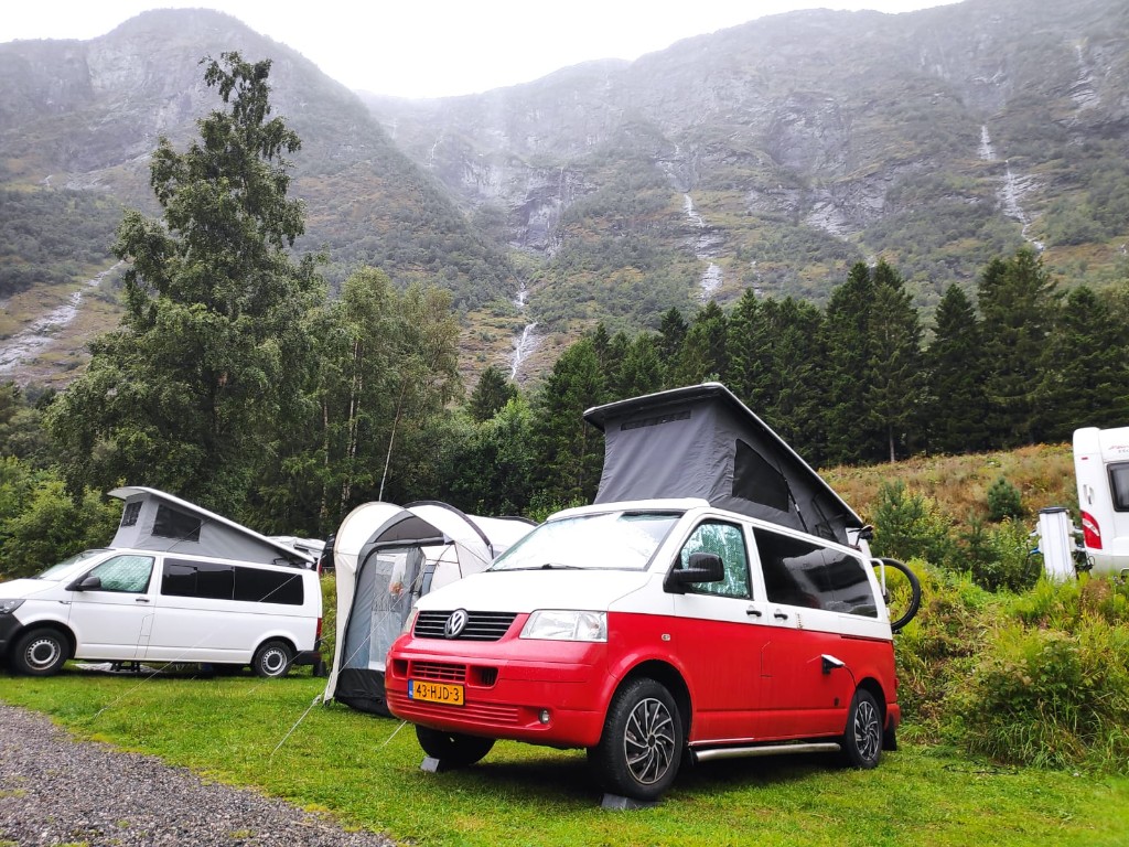 VOLKSWAGEN TRANSPORTER D 128 KW AUT. foto: 0