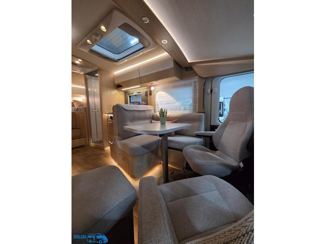 Hymer BMC-I 680 *170pk Automaat* Levelsysteem* Bomvol opties foto: 6