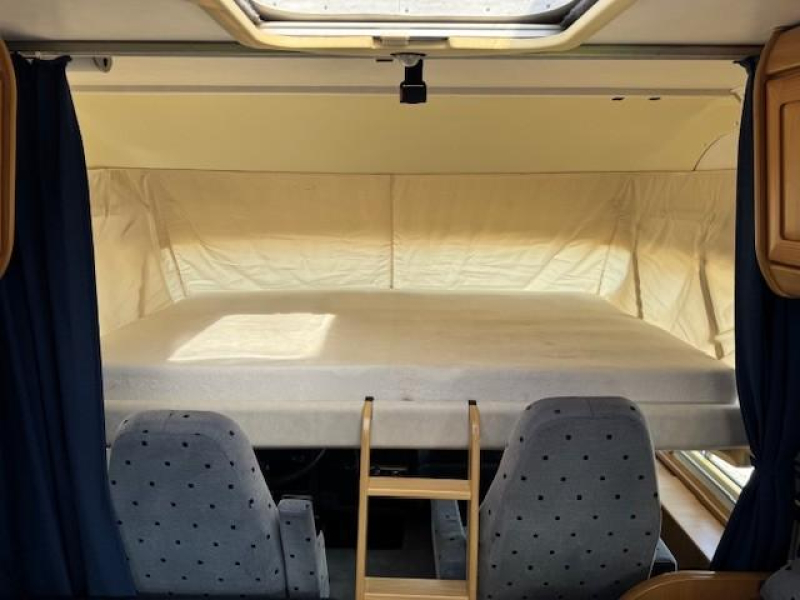 Hymer B584 intergraal camper B584  foto: 17