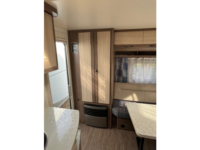 Hobby 440 Sf De Luxe Topzustand! Festbett 2014 Foto: 4
