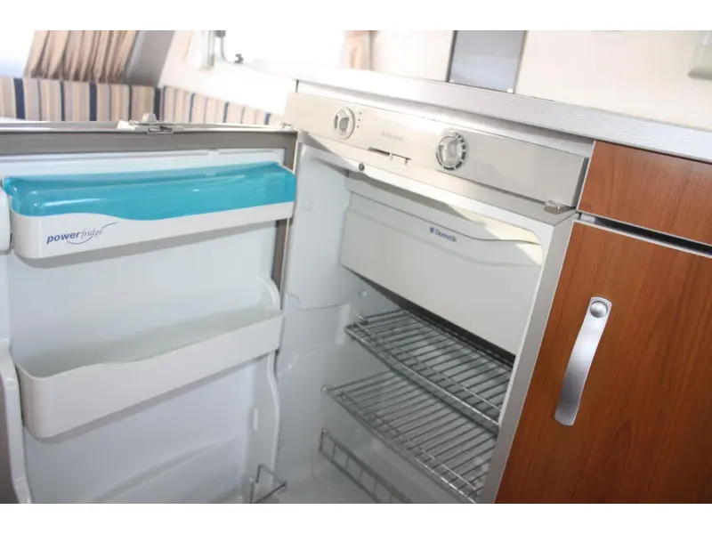 Kip Hy Line 53 TEB  foto: 10