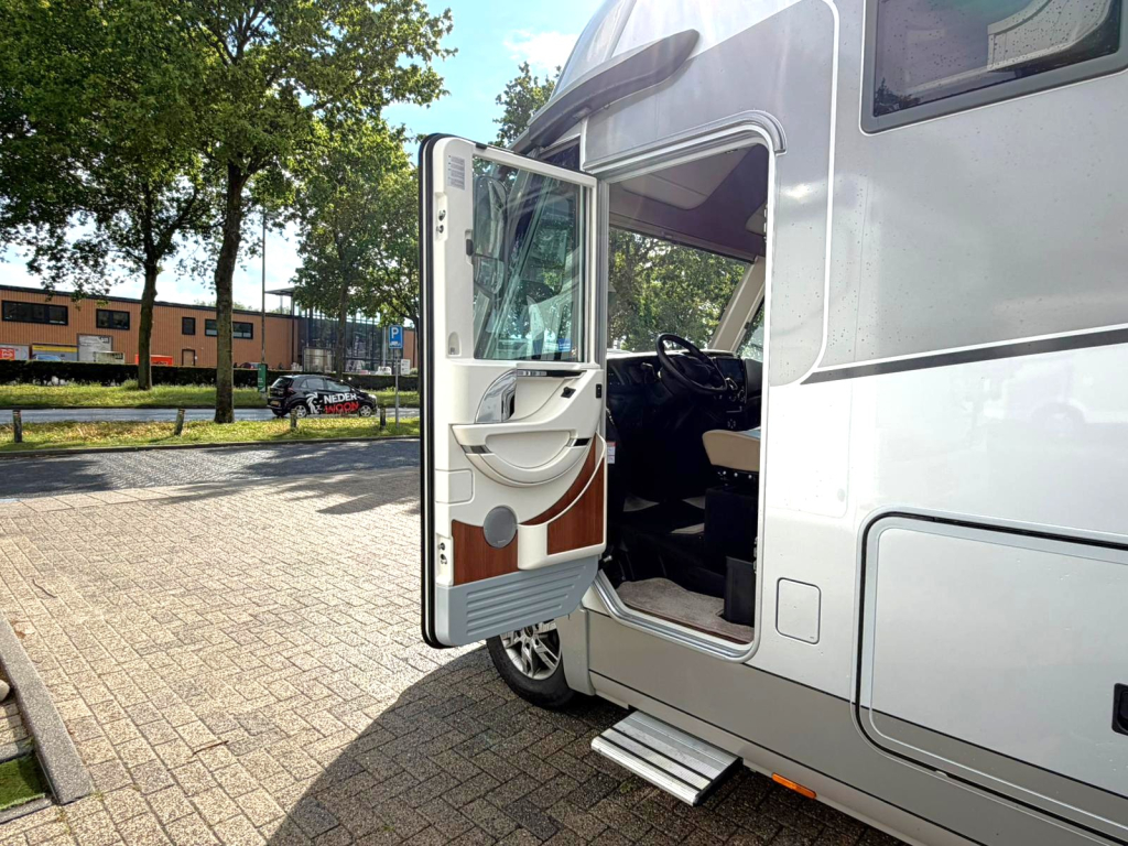 Carthago I53 Liner for Two 210PK IVECO AUTOMAAT ALDE | U-ZIT foto: 7