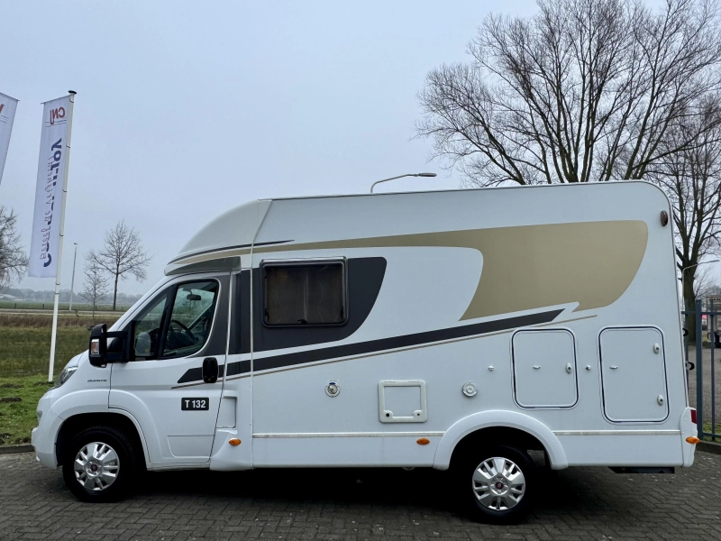 Carado T 132 Hymer group photo: 3
