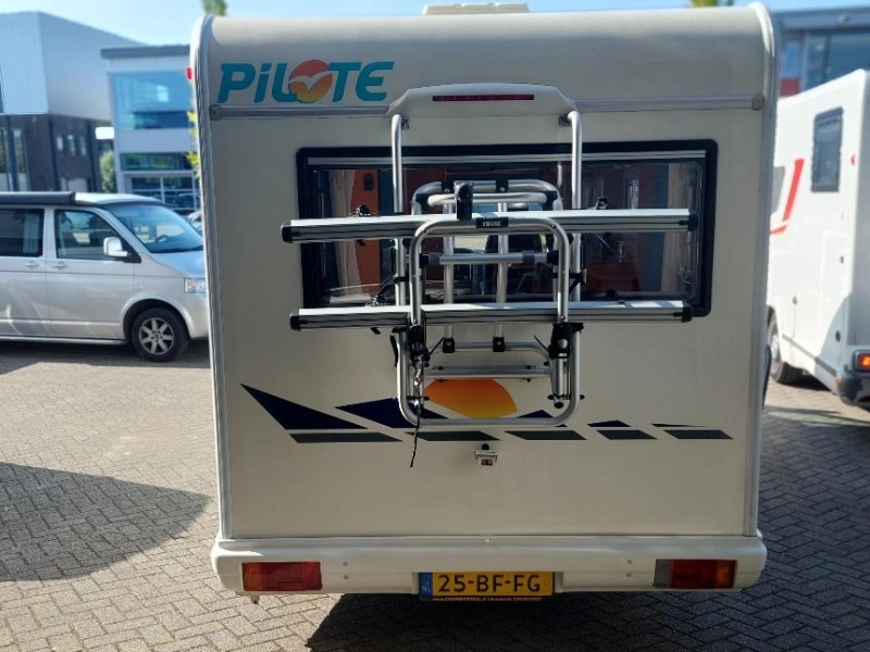 Pilote Pacific 32 foto: 5