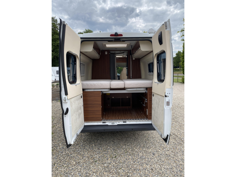 Adria Twin 640 SLX camas longitudinales como nuevo foto: 21