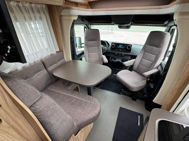 Hymer MLT 580 V6 190PS Einzelbetten Led 2 Solarpaneele Foto: 10