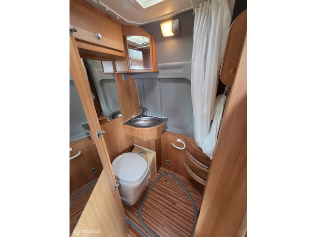 Pössl 2 Win 2011 ☆Euro 4, Cruise, Solar, Vast-bed, NAP☆ foto: 16
