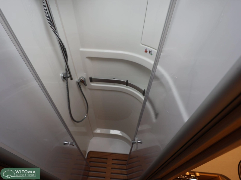 Hymer BMC-T 680 EP Levelsysteem Bj 2023  foto: 15