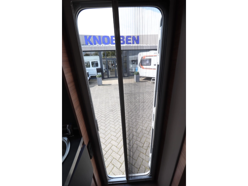 Weinsberg CaraOne Edition HOT 390 QD MEGA KORTING / 917  foto: 17