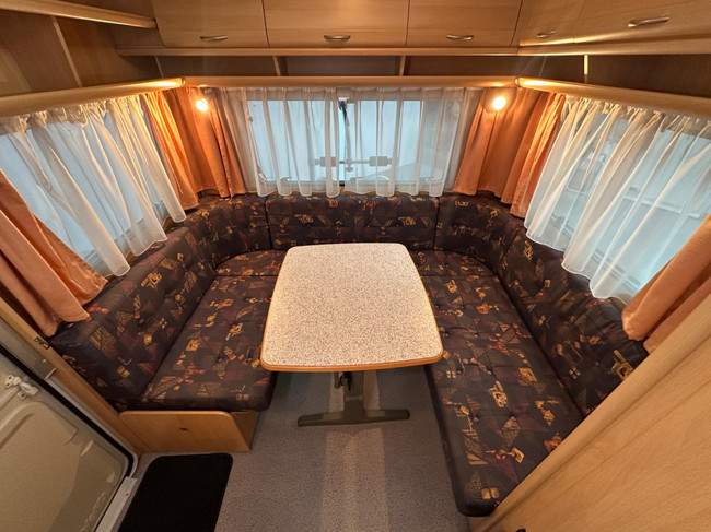 Dethleffs Camper 460 DB photo: 5