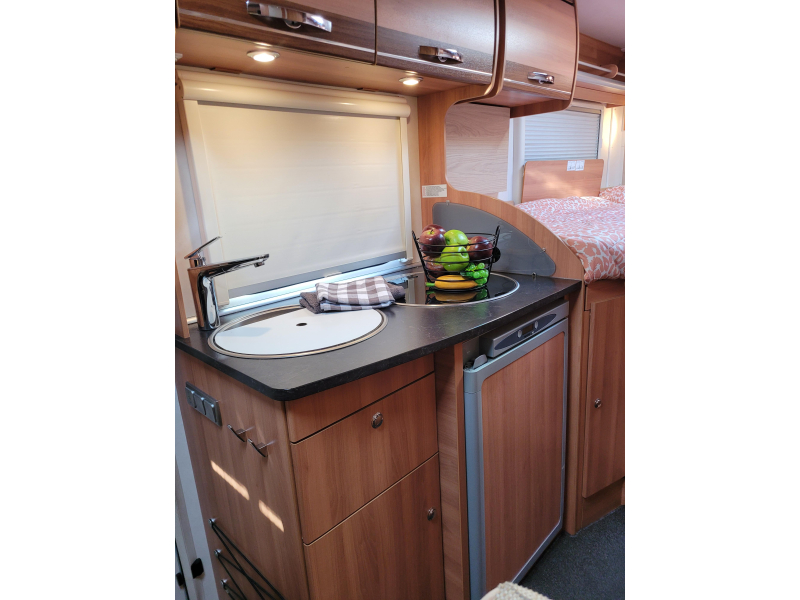 Hymer Van 562 Silverline foto: 13