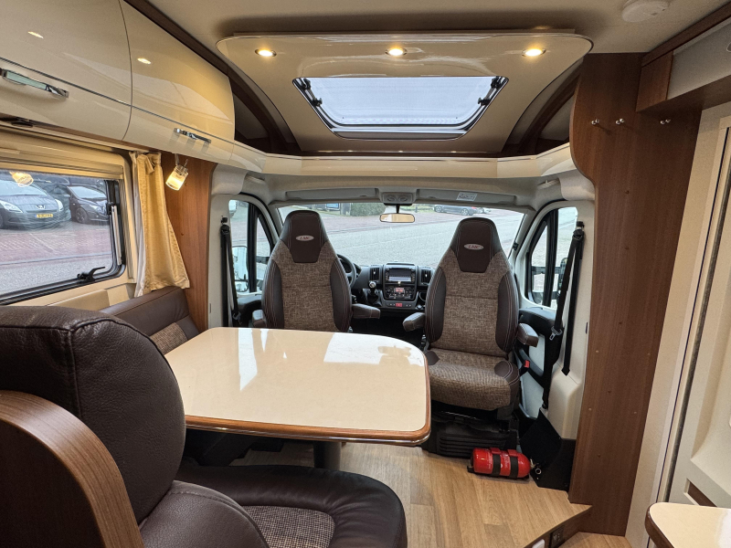 LMC Cruiser Passion 663 G CAMAS LARGAS- 7 METROS foto: 7