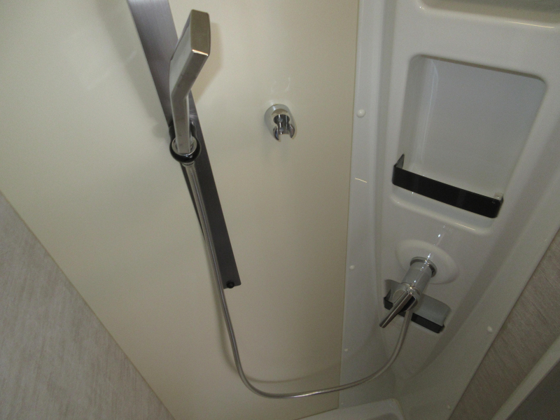 Rimor Seal 66 PLUS Face to Face and Queen Bed photo: 10