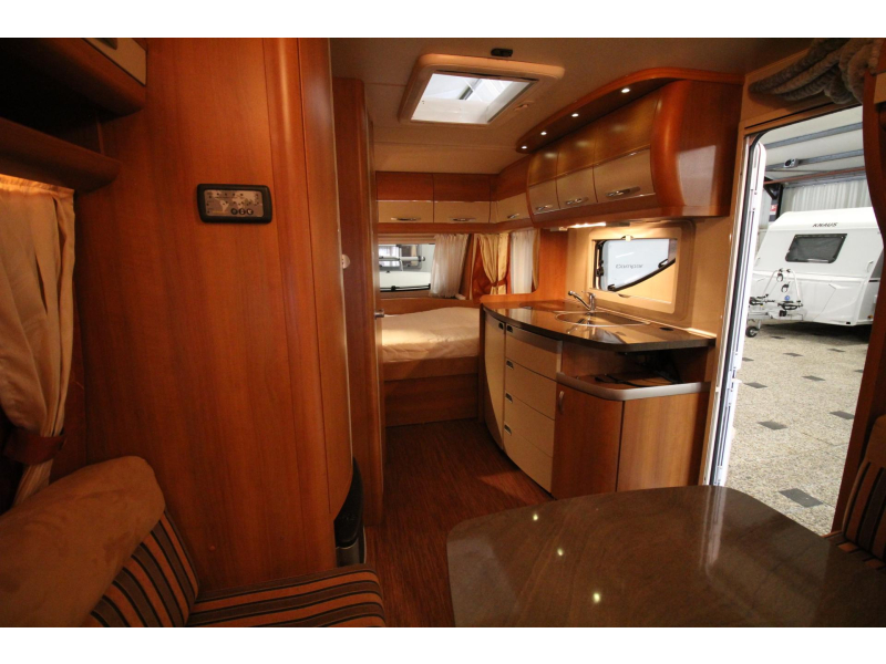 Hobby La Vita Bionda 455 UF Avance + toldo VT. foto: 15