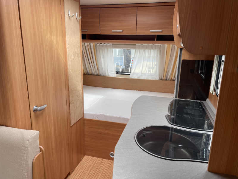 Knaus Sport 420 DQ con Mover foto: 2