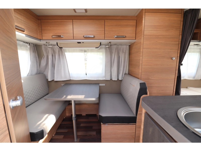 Weinsberg CaraOne Edition HOT 390 QD MEGA KORTING / 917  foto: 7