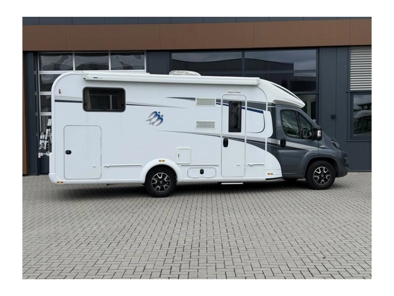 Knaus Sun Ti 700 Enkele bedden, zonn, oven  foto: 6