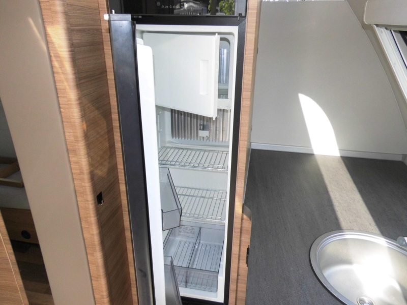 Weinsberg CaraOne 390 PUH Pop-top bed, mover! photo: 5