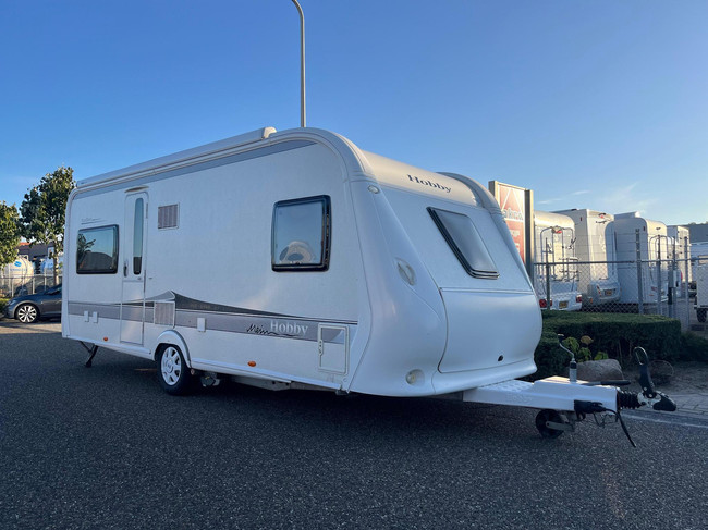 Hobby 540 UFE Excellent | Bankairco | Dakluifel | Vol automatische mover |  Fransbed | Douche | TV & Wii | Grote koelkast en kruidenkast