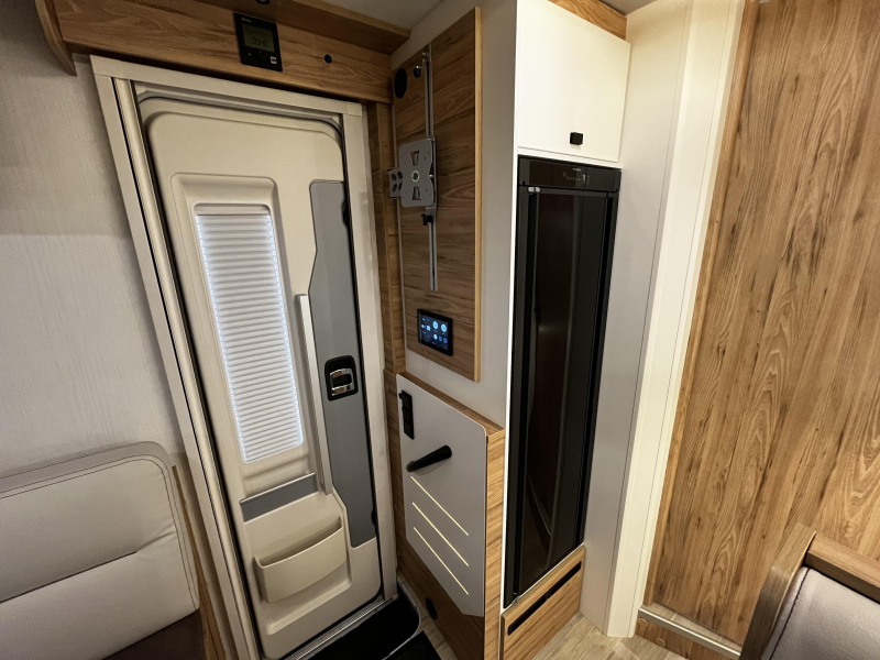 Pilote G 690 GJ Camper, Integraal  foto: 4