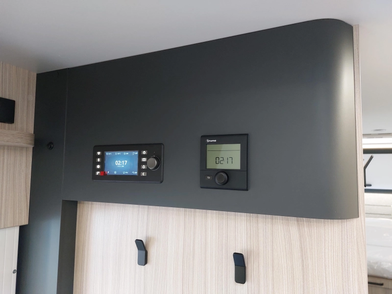 Sun Living S 72 DL Special Edition &euro; 90.000 foto: 19