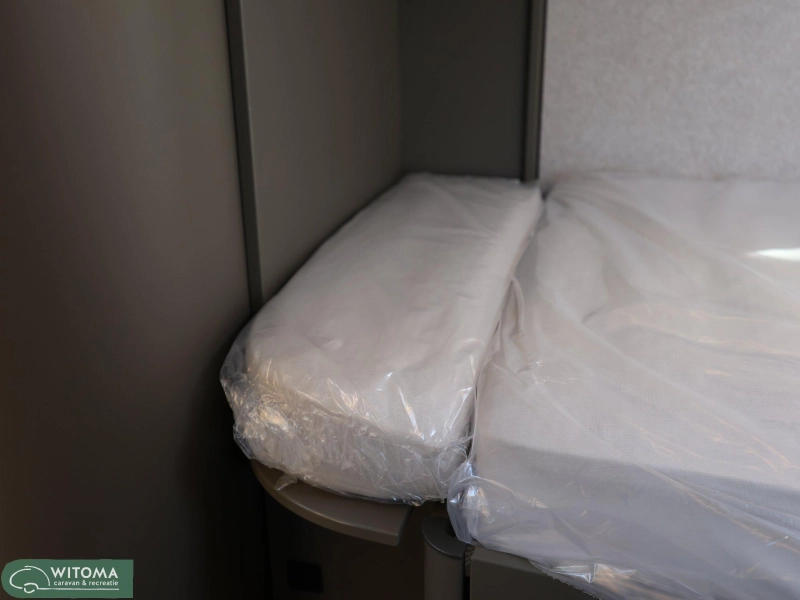 Hymer GT-S 600 NATUURLIJK BIJ WITOMA  foto: 17