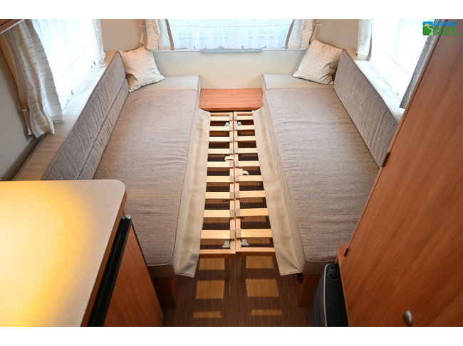 Eriba Touring Triton 420 foto: 12