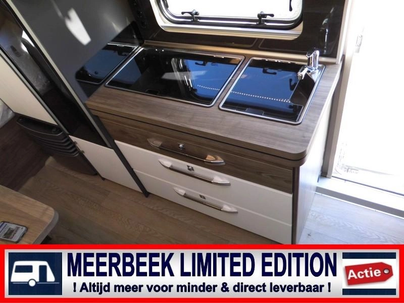 Hobby Excellent Edition 490 KMF / 2026 / NIEUWSTE MODEL !  foto: 9