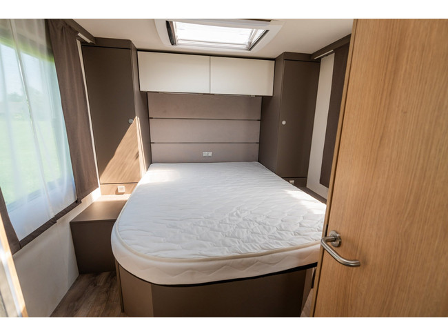 LMC Tourer Lift H 720 Half Integraal | Cruise control | Luifel | Achteruitrij camera | Douche |Toilet |4 Slaapplaatsen | foto: 5