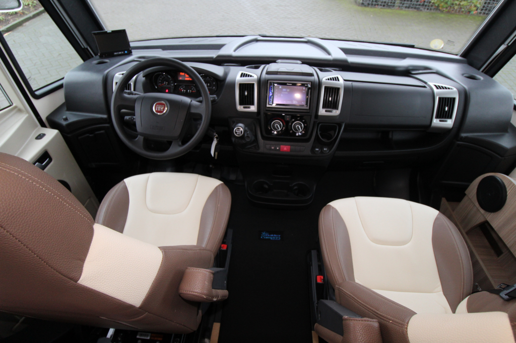 Rapido/Autostar/Hymer. Privilege i650 LC foto: 3