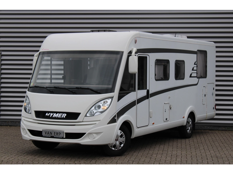 Hymer B698 Queensbed L-zit 150PK TV photo: 1