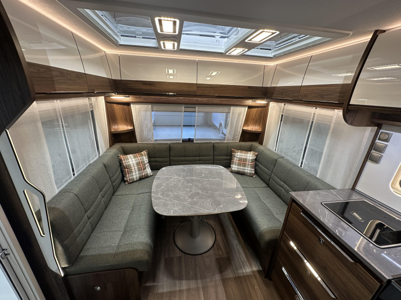 Fendt Diamant 560 SGW Model 2026  foto: 5