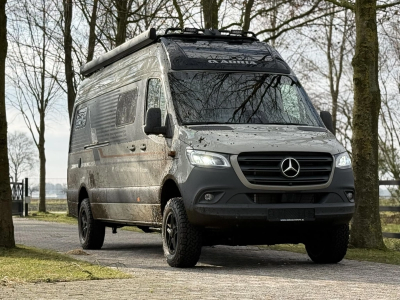Adria Super-Twin 700 SGX 4x4 - Aufstelldach Foto: 3