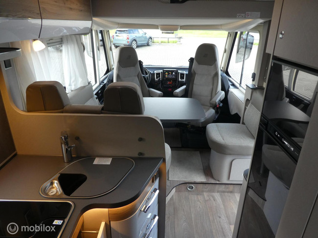 Hymer Exsis I 678 AUTOMAAT 160 PK foto: 22